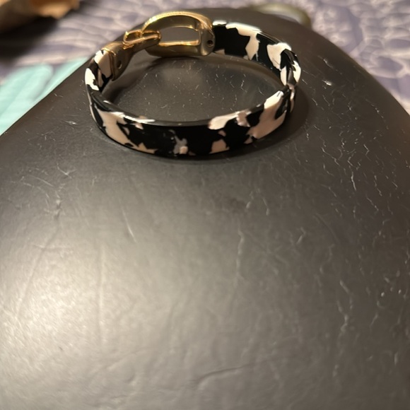 Tortoiseshell link bangle bracelet - Picture 3 of 5
